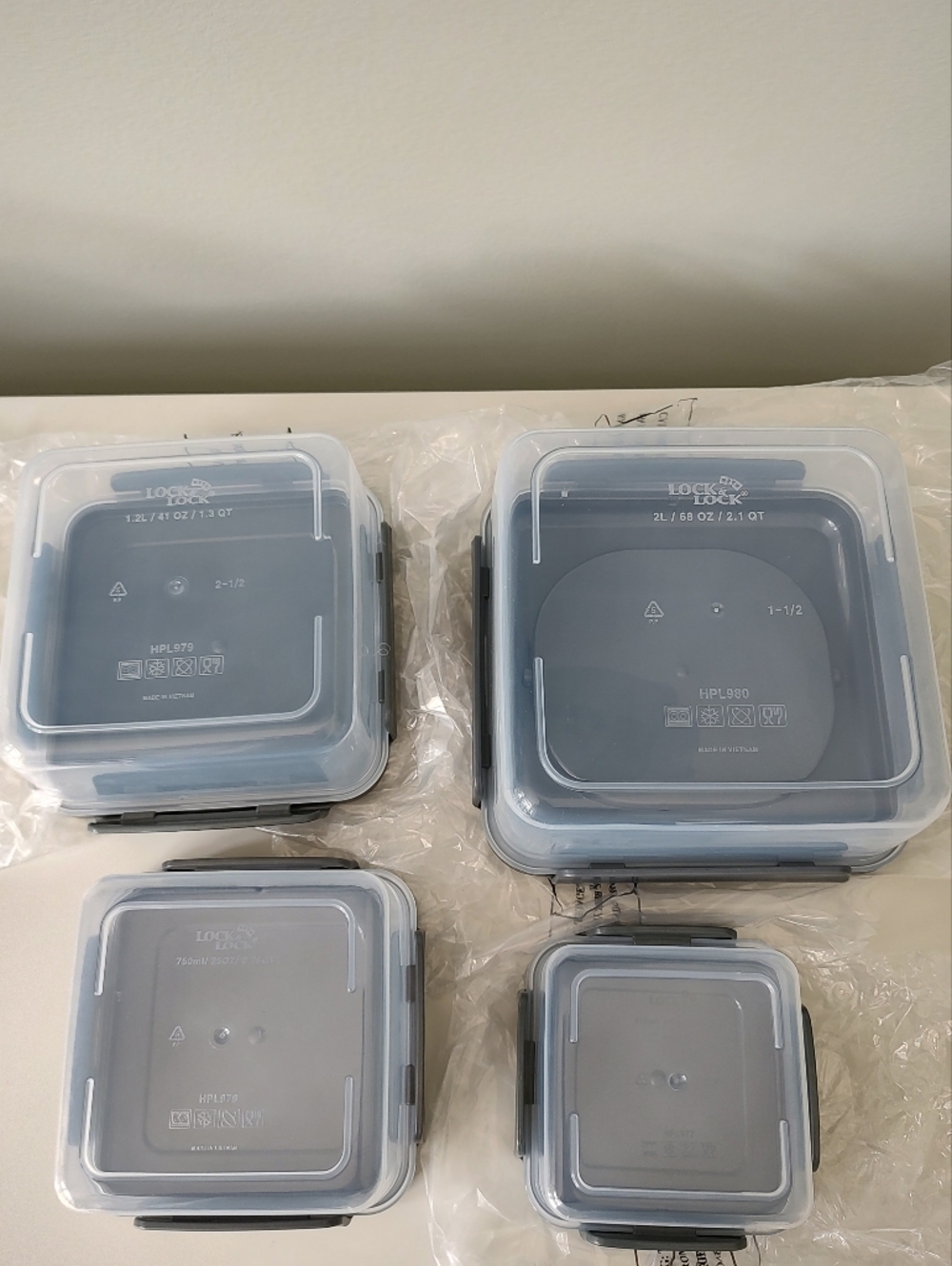 LocknLock Food Storage Nesting Set Gray Four Pieces Square NEW - Picture 7 of 12